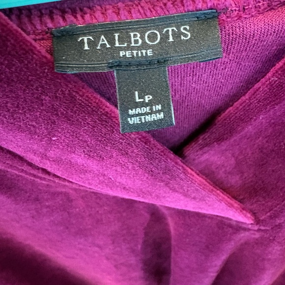 Talbots Rich Burgandy V-Neck Sweater Size PL - Picture 7 of 9
